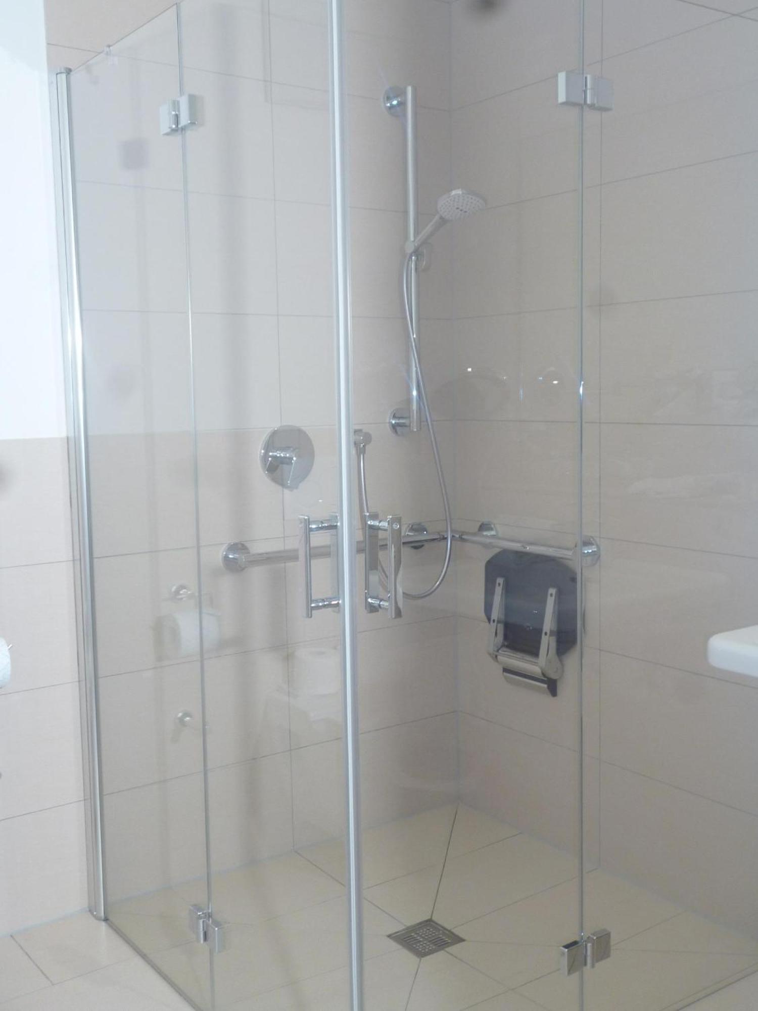 אוברלינגן Hotel Seepark Garni חדר תמונה