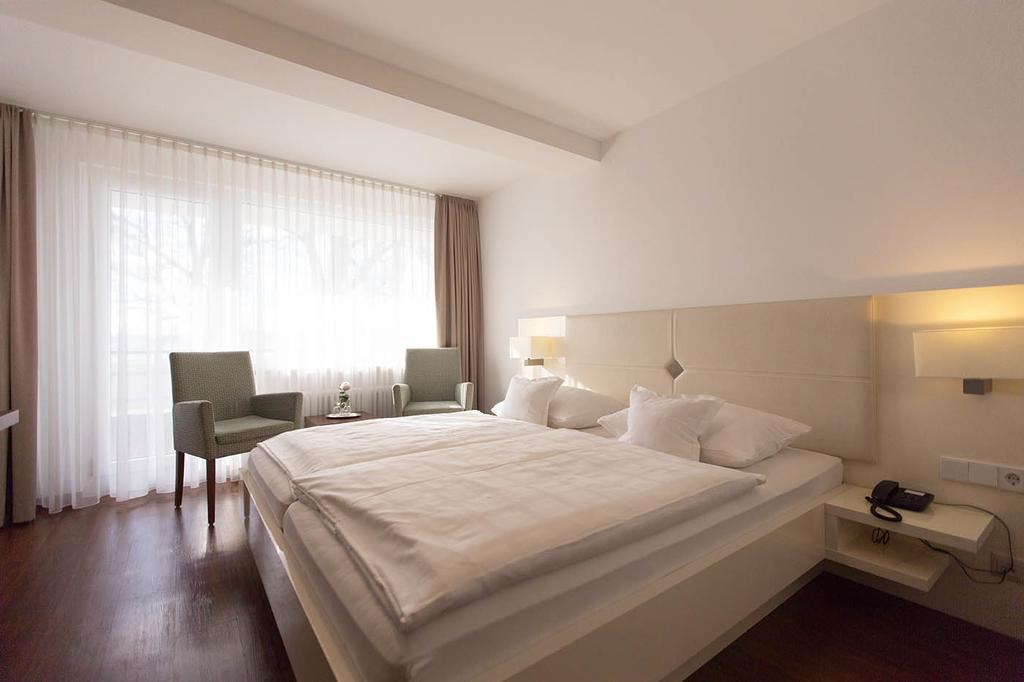 אוברלינגן Hotel Seepark Garni מראה חיצוני תמונה