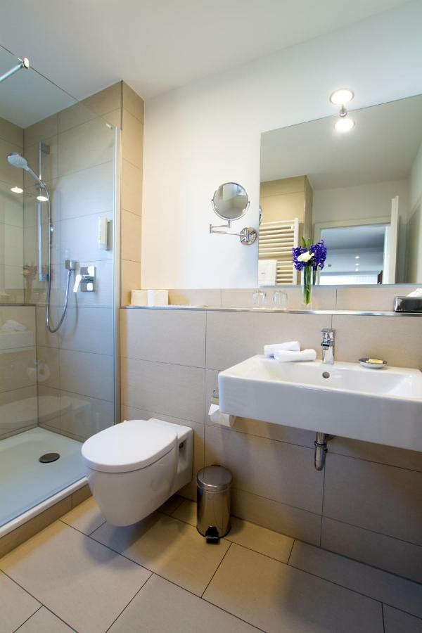 אוברלינגן Hotel Seepark Garni מראה חיצוני תמונה